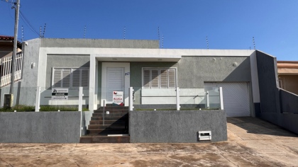 Casa de 3 dormitórios em Cruz Alta no bairro Centro