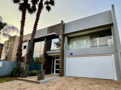 Casa de 3 dormitórios em Cruz Alta no bairro Jardim...