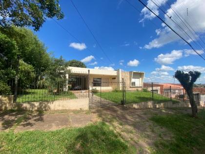Casa em Cruz Alta no bairro Ferroviário
