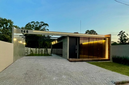 Casa de 2 dormitórios em Cruz Alta no bairro Centro