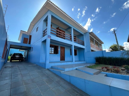 Casa de 3 dormitórios em Cruz Alta no bairro Schettert