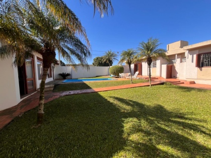 Casa de 3 dormitórios em Cruz Alta no bairro Jardim...