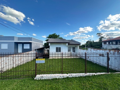 Casa de 2 dormitórios em Cruz Alta no bairro Toríbio...