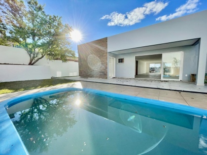 Casa de 3 dormitórios em Cruz Alta no bairro Conceição