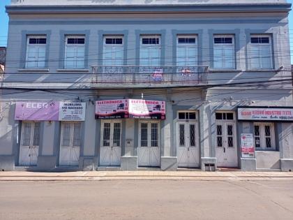 Prédio Comercial  em Cruz Alta no bairro Centro