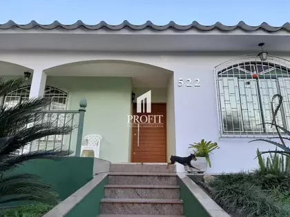 Casa de 3 dormitórios em Cruz Alta no bairro Garibaldi