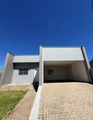 Casa de 3 dormitórios em Cruz Alta no bairro Toríbio...