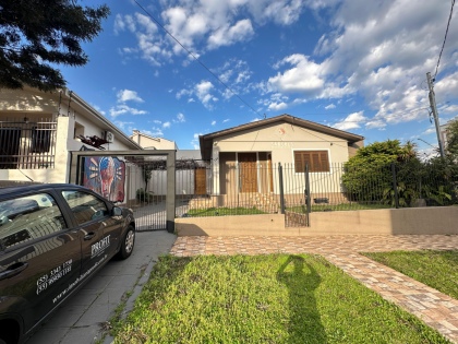Casa de 3 dormitórios em Cruz Alta no bairro Centro