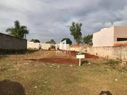 Terreno em Cruz Alta no bairro Azambuja